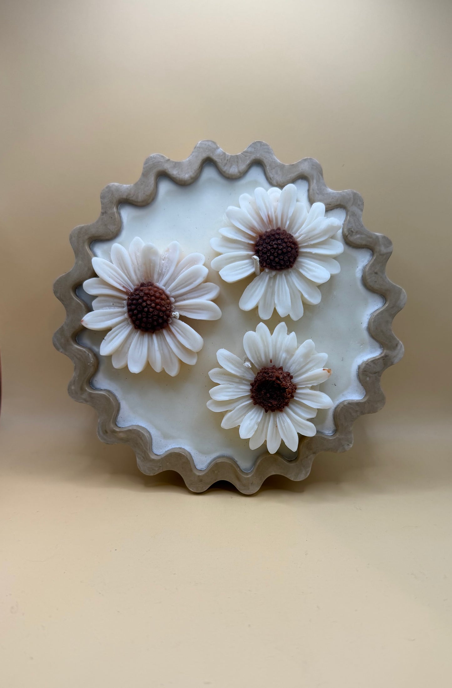 3 Wick Daisy Candle - Bahama Mama